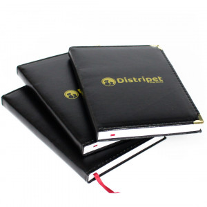 Agenda Personalizada Diária Capa Lisa c/ Cantoneiras